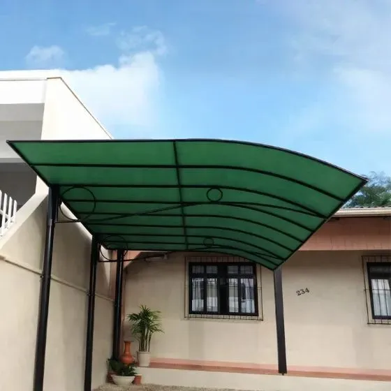 Cobertura Fixa de Lona Náutica em Mogi das Cruzes - SP Cobertura Fixa de Lona Náutica em Mogi das Cruzes - SP — Instalação em garagem residencial