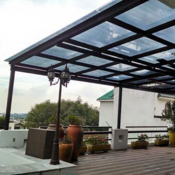 Coberturas de Vidro em Mogi das Cruzes - SP — Cobertura em quintal residencial coberto