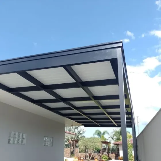 Pergotelha em Mogi das Cruzes - SP — Instalação em fachada comercial